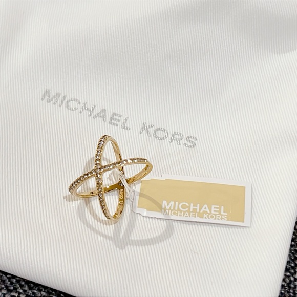 Michael Kors Gold Tone Steel Criss-Cross Clear Pave Crystal Ring - Picture 7 of 12